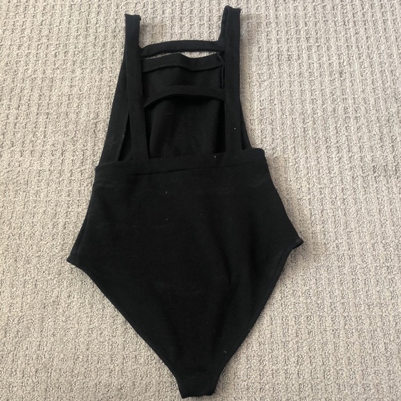 Forever 21 Button Bodysuit - Picture 3 of 4